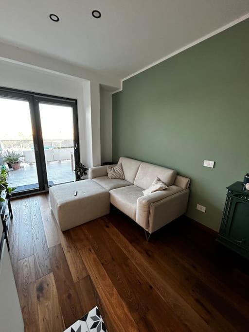 Sea&Cruise Apartment Бари Екстериор снимка