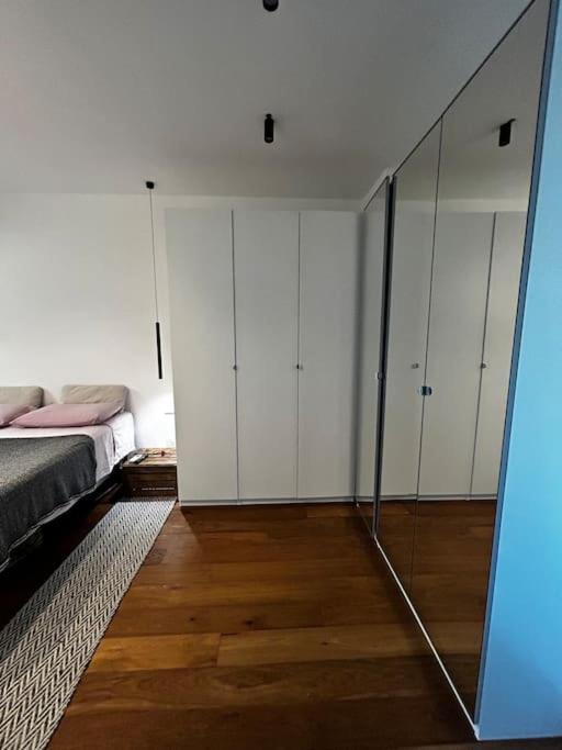 Sea&Cruise Apartment Бари Екстериор снимка