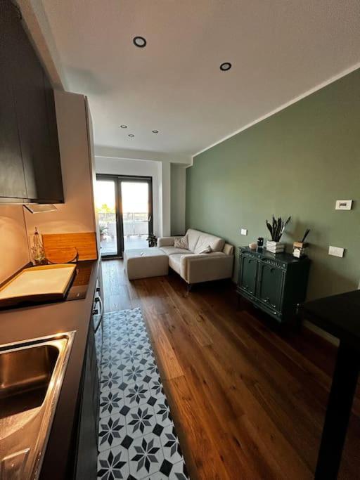 Sea&Cruise Apartment Бари Екстериор снимка